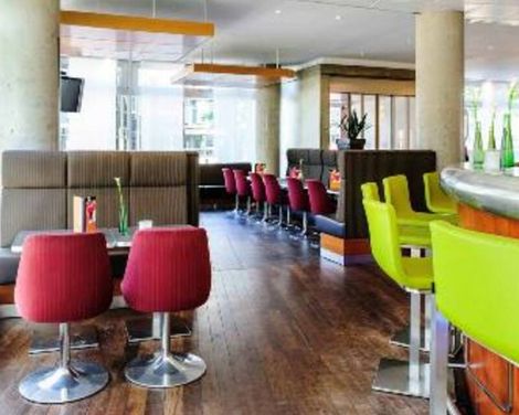 Novotel Suites Hamburg City-3