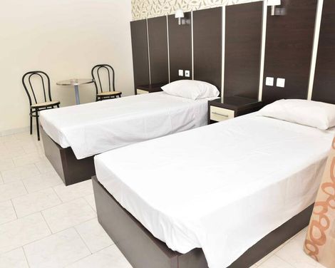 Rose Hotel