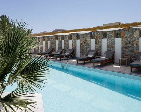 Golden Bay Hotel & Bungalows
