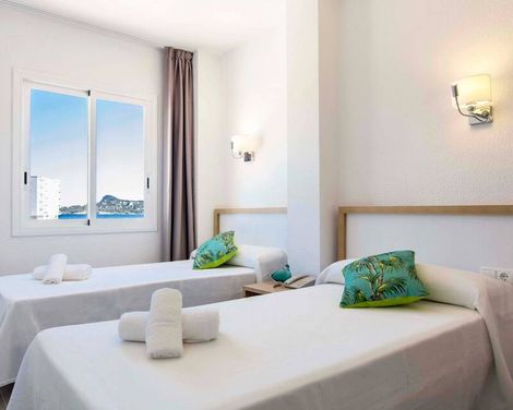 ENDLSS Beach & Disco Hotel Ibiza Adults Only