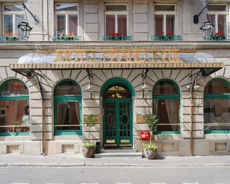 H15 Hotel Francuski