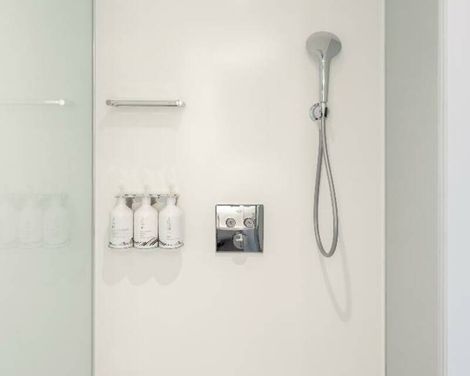 YOTEL Edinburgh-3