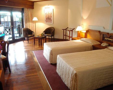 Royal Palms Beach Hotel