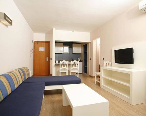 Cabau Aquasol Aparthotel