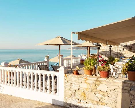 Potokaki Beachfront Hotel