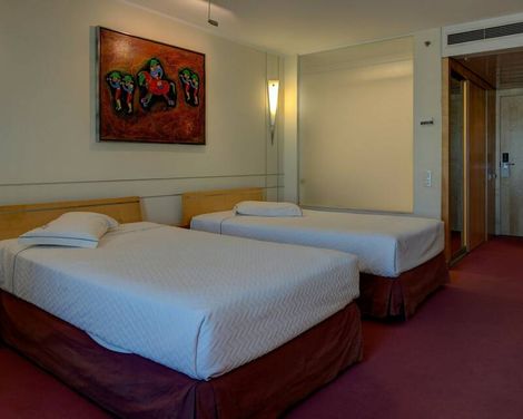VIP Executive Entrecampos Hotel & Conference
