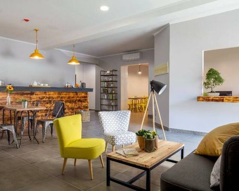 Urban Garden Hotel