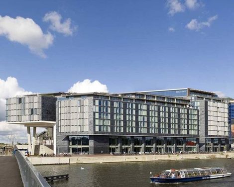 DoubleTree by Hilton Amsterdam Centraal Station-1