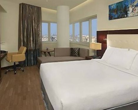 DoubleTree by Hilton Hotel & Residences Dubai Al Barsha-3