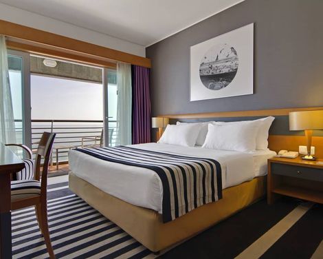 SANA Sesimbra Hotel