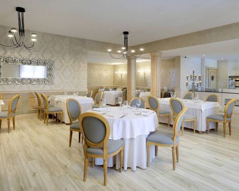 Grand Palladium Select Palace Ibiza inkl. Mietwagen