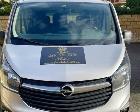 De La Ville Relais-0