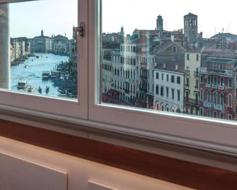 Rialto Hotel
