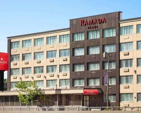 Ramada Plaza by Wyndham Montreal-2