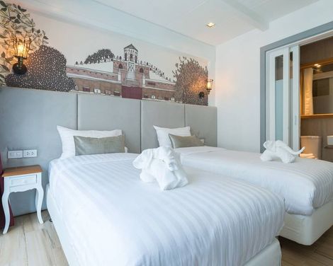 White Ivory Bed & Breakfast-3