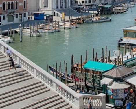 NH Venezia Santa Lucia