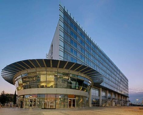 NH Lyon Airport