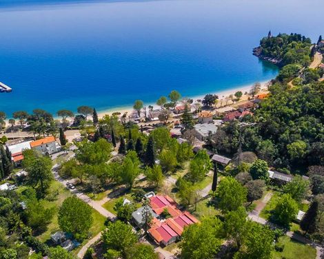 Campsite & Holiday Resort Medveja-2