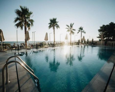 AMR Hotel - Durres-2