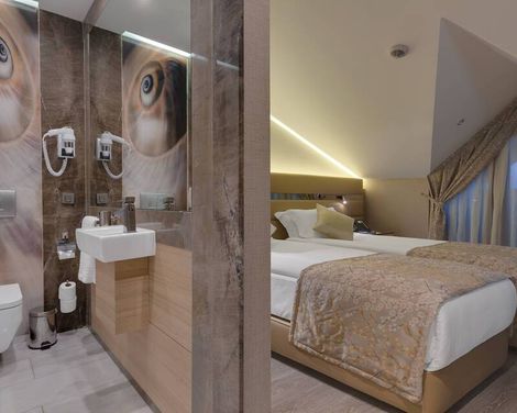 Club Grand Aqua-3