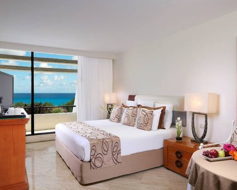 The Pyramid Cancun by Oasis