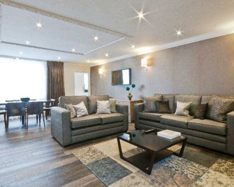 Queensgate Court