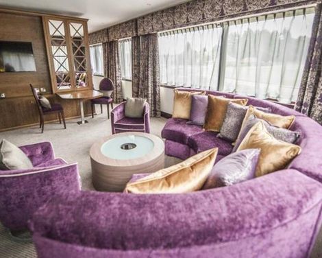Parklands Hotel & Country Club