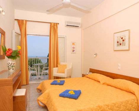 Ipsos Beach Hotel