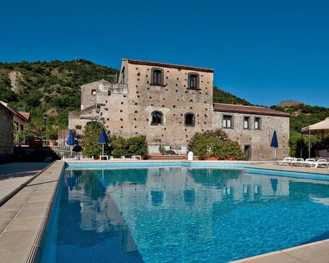 Gole Alcantara Botanical & Geological Park Argoturismo Il Borgo