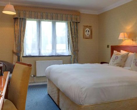 Best Western Plus Grim’s Dyke Hotel