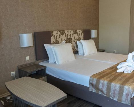 Hotel Kotva-0