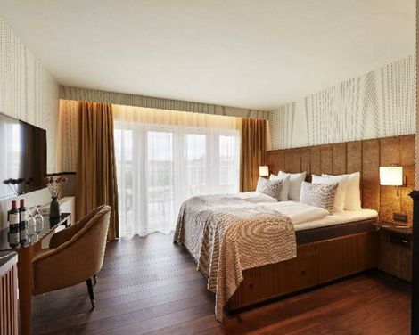 WIDE Hotel