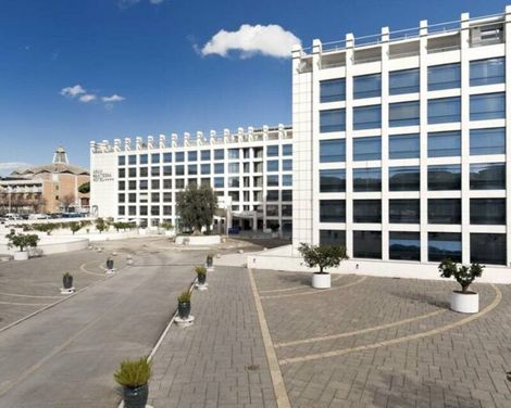 Precise House Mantegna Roma