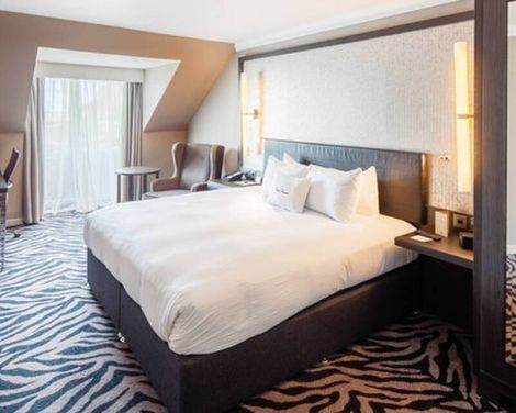DoubleTree by Hilton Hotel Edinburgh City Centre-3