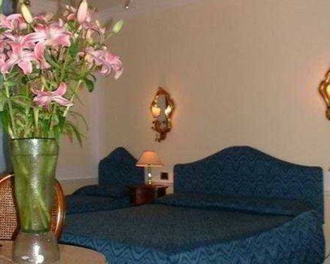 Hotel Pantalon