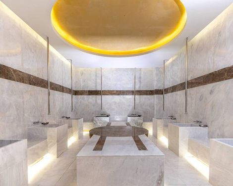 Serenity Queen Hotel