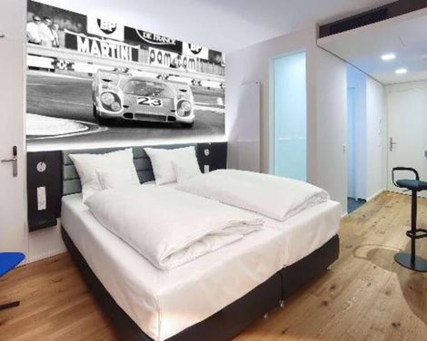 V8 HOTEL Motorworld Region Stuttgart, BW Premier Collection