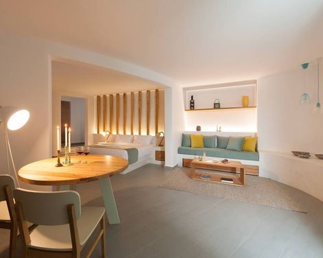 Neptune Luxury Spa Suites