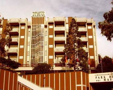 Massimi City Garden Hotel