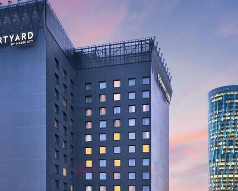 Courtyard Bucharest Floreasca