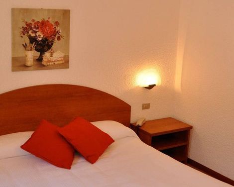 Golf Hotel-3