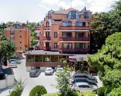 Royal Beach Hotel