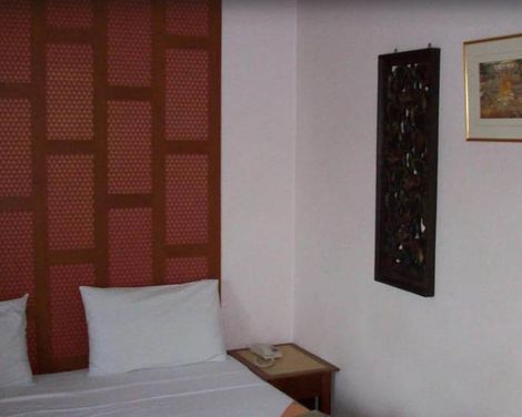 New Siam III Guest House-3