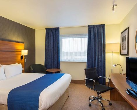 Holiday Inn Express Braintree-0