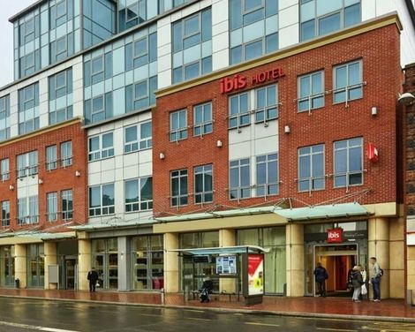 ibis Reading Centre-1