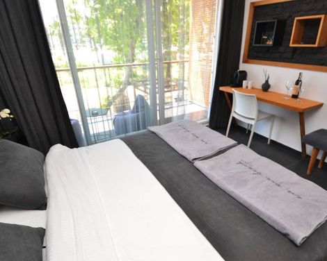 En Vie Beach Boutique Hotel