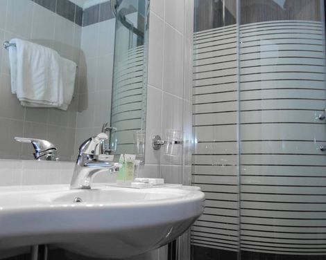 Agamemnon Hotel-0