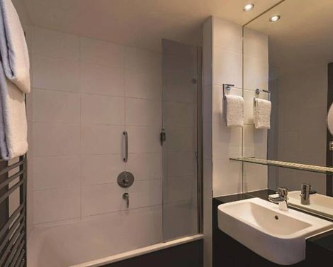 Adina Apartment Hotel Berlin Checkpoint Charlie