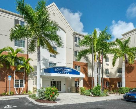Candlewood Suites Fort Myers-Sanibel Gateway by IHG