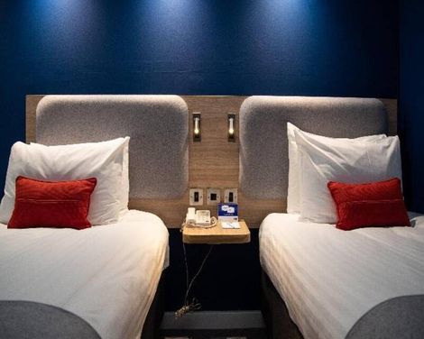 Holiday Inn Express London - Stansted Airport